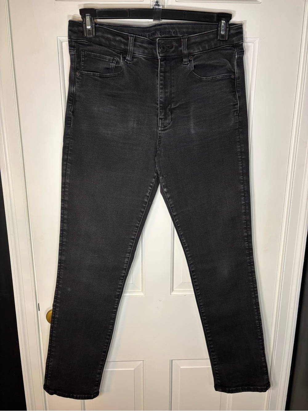 American Eagle Outfitters Women’s size 12 Regular Black Skinny Jeans